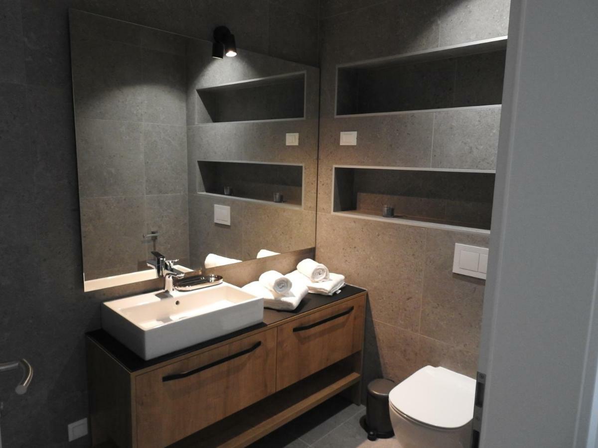 Luxury Apartments Magali 1 로비니 외부 사진